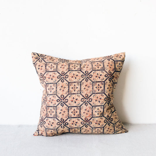 Housse de coussin à imprimé bloc | Lipika Indigo