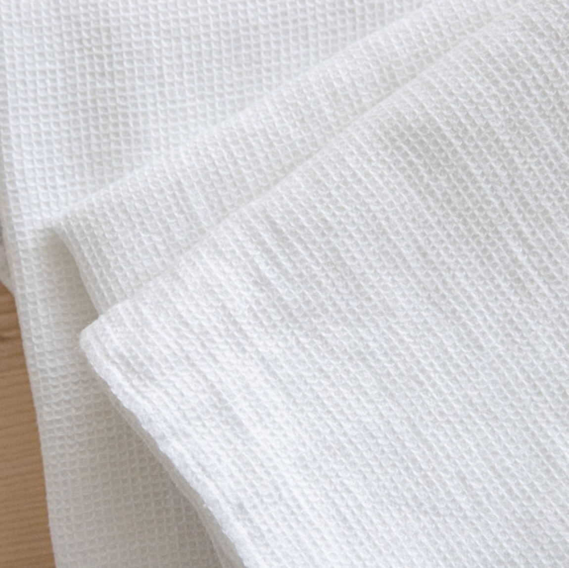 Serviette gaufrée en lin | Blanche