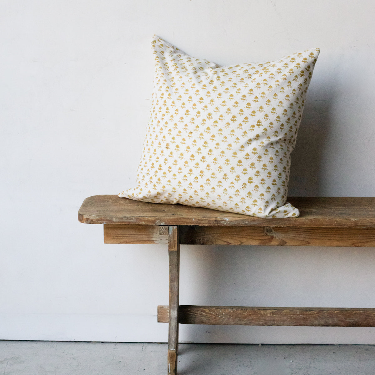 Housse de coussin imprimée à la main | Juliette Gold 