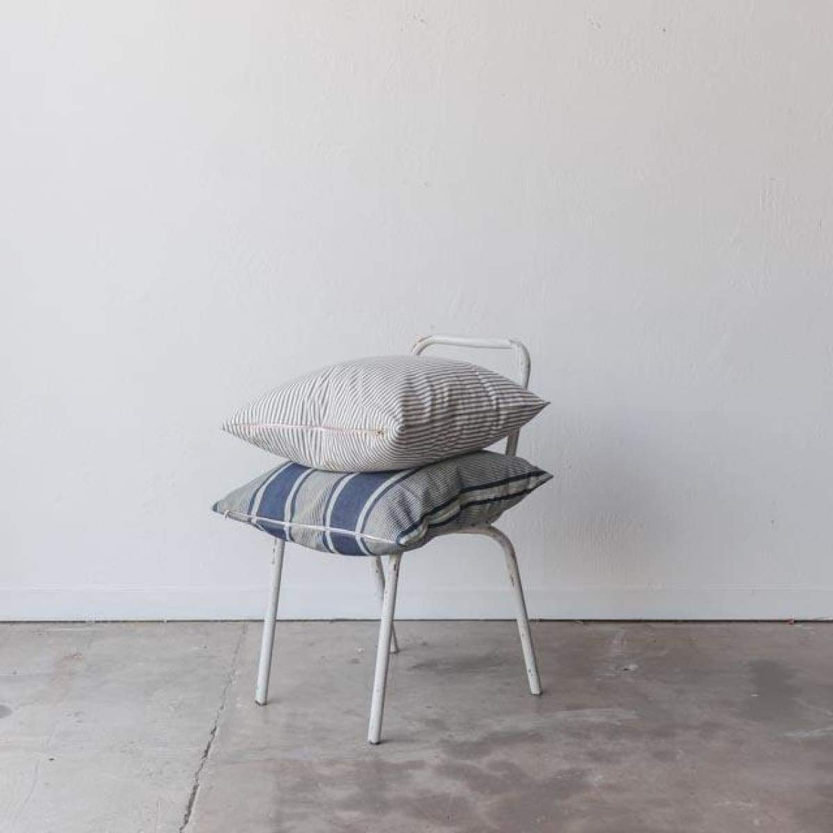 Housse de coussin à rayures