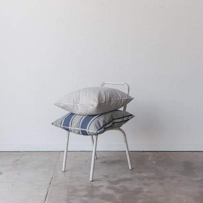 Housse de coussin à rayures