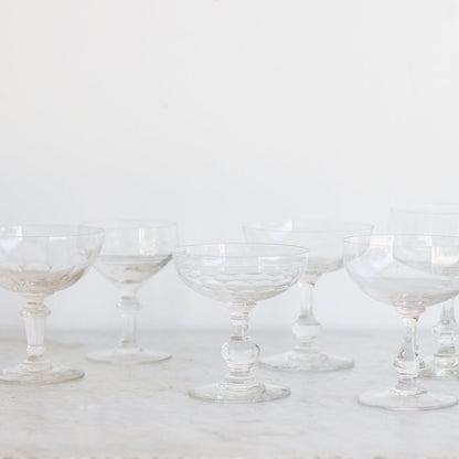 Ensemble de 4 coupes à champagne classiques